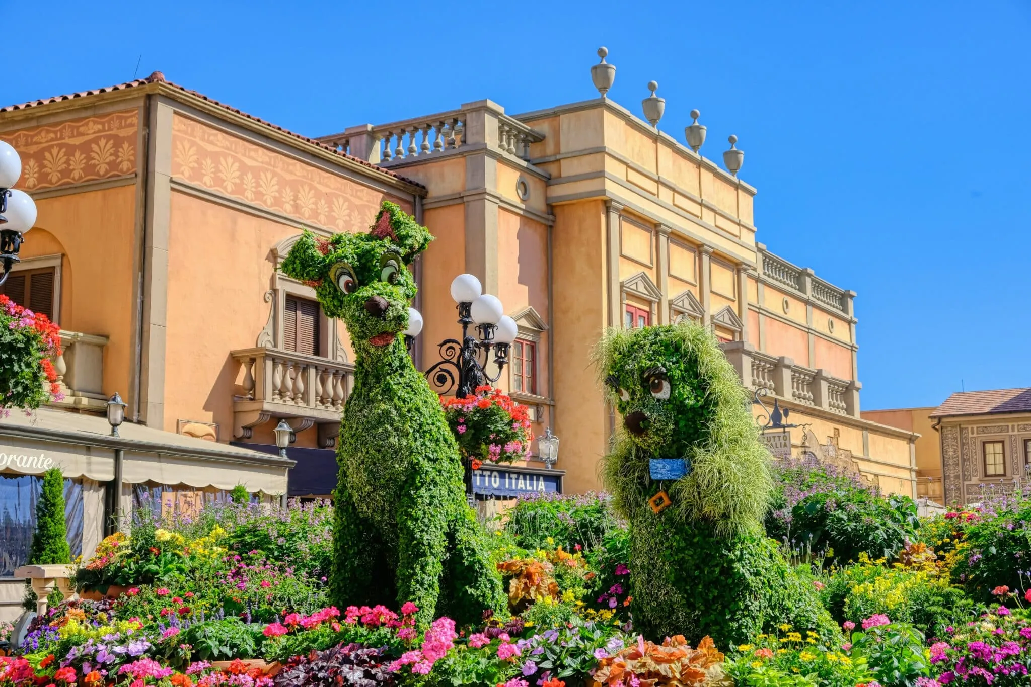 Italy Pavilion topiary at EPCOT International Flower & Garden Festival